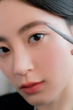 Lápiz para cejas 3 en 1 - Han All Sharp Brow - Rom&nd